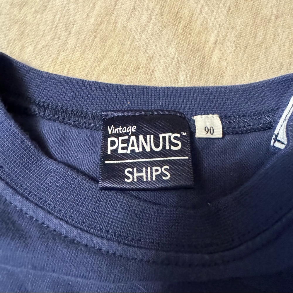 Peanuts Snoopy Top - Picture 4 of 4